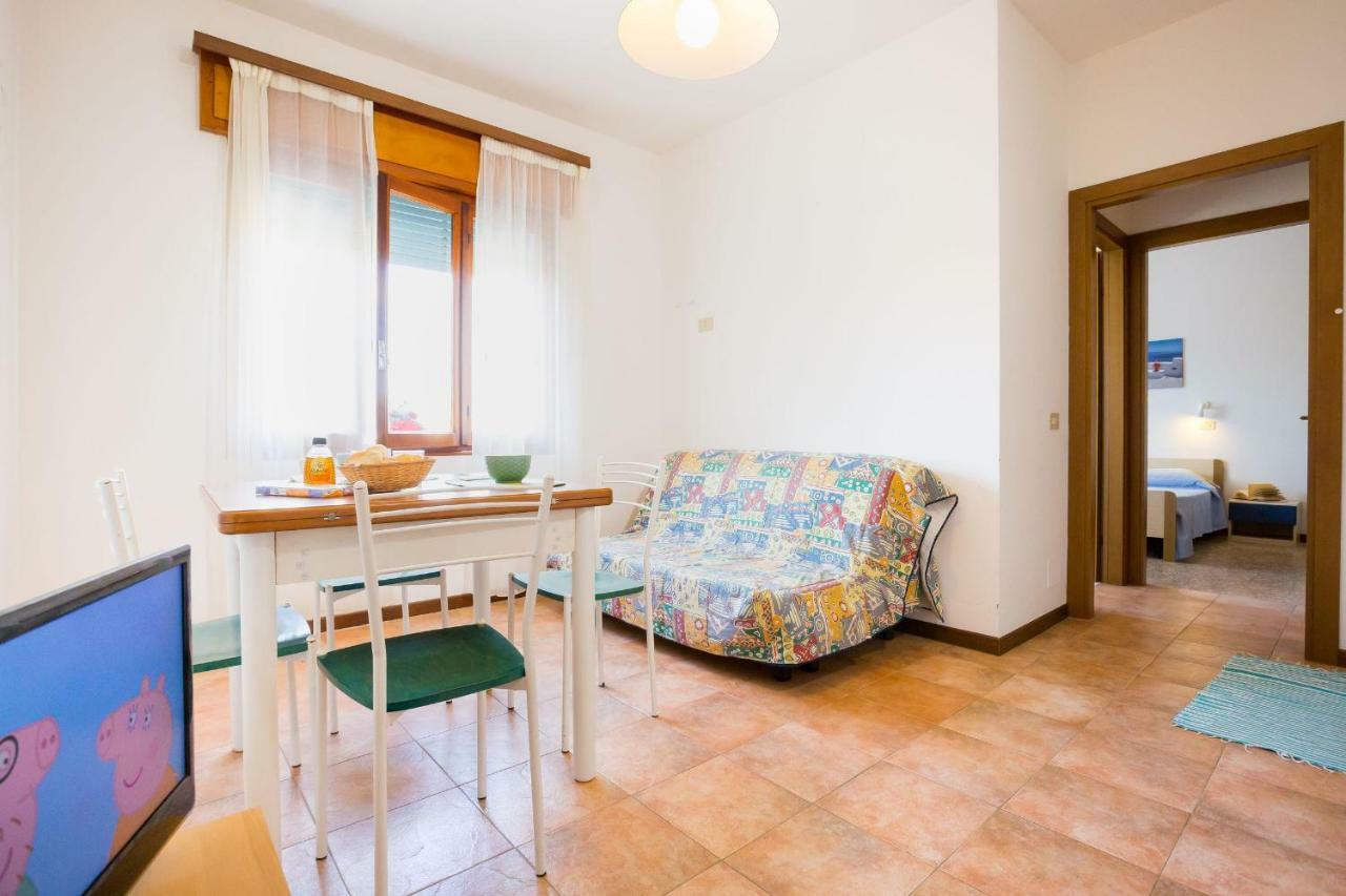Residence Cristallo Caorle Buitenkant foto