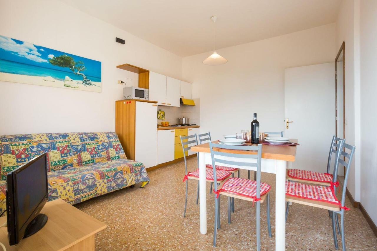Residence Cristallo Caorle Buitenkant foto